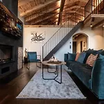 Chalet Mountain Hide-away Sankt Johann in Tirol