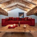 Mountain Hide-away *