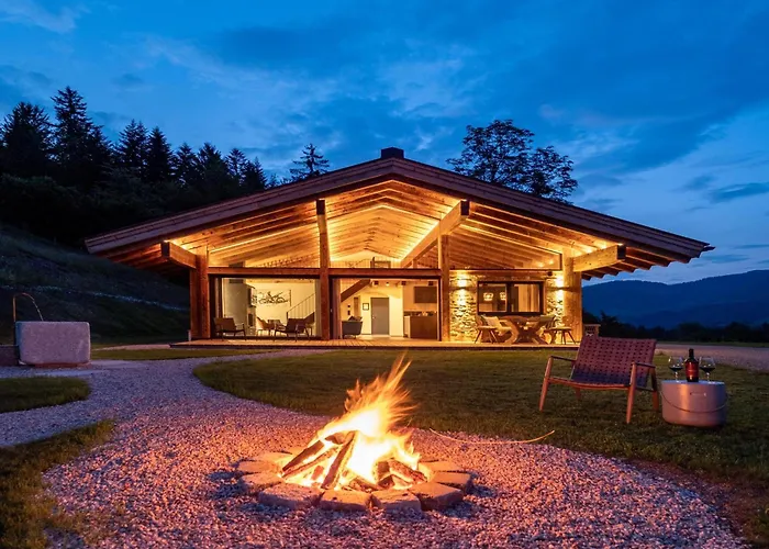 Chalet Mountain Hide-away *